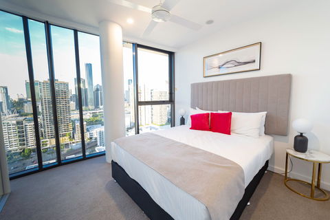 Arise Brisbane One - Nambucca Heads Accommodation 1