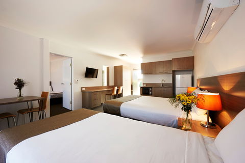 Adelong Motel - Nambucca Heads Accommodation 2