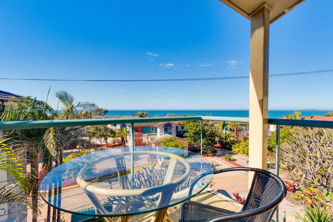 Aqualuna Beach Resort - Nambucca Heads Accommodation 0