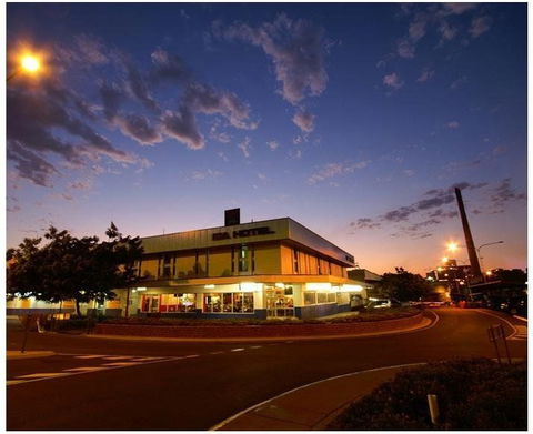 Isa Hotel - Nambucca Heads Accommodation 0