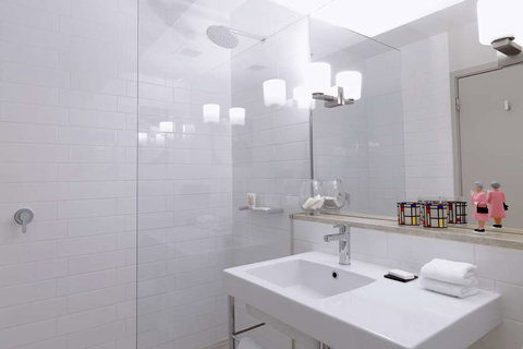 QT Canberra - Nambucca Heads Accommodation 5