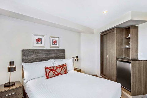 Adina Serviced Apts Canberra Dickson - Nambucca Heads Accommodation 10
