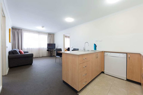 Ramada Encore by Wyndham Belconnen - Nambucca Heads Accommodation 2