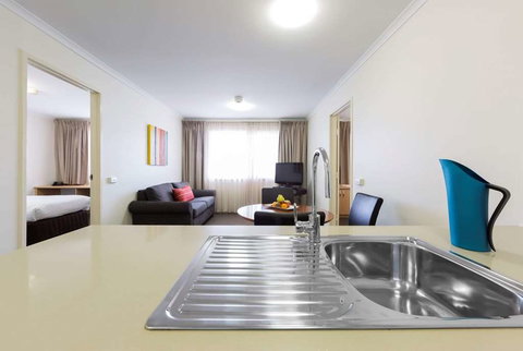Ramada Encore by Wyndham Belconnen - Nambucca Heads Accommodation 3