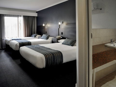 Ibis Styles Adelaide Manor - Nambucca Heads Accommodation 1