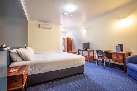 Atherton Hotel - Nambucca Heads Accommodation 2