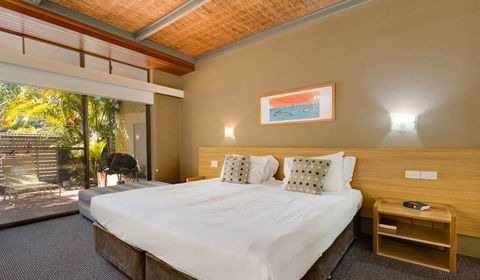 Nautilus Beachfront Villas & Spa - Nambucca Heads Accommodation 1
