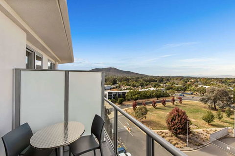 Adina Serviced Apts Canberra Dickson - Nambucca Heads Accommodation 8