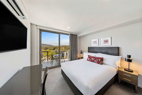 Adina Serviced Apts Canberra Dickson - Nambucca Heads Accommodation 9