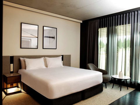 A By Adina Canberra - Nambucca Heads Accommodation 7