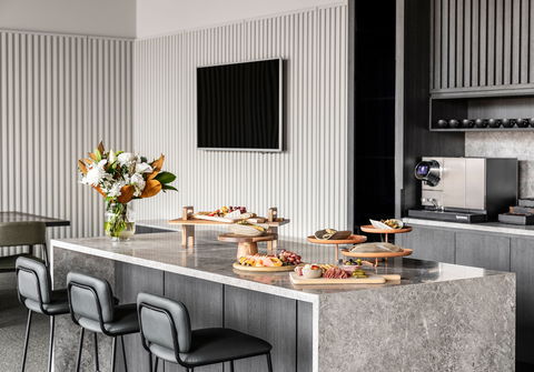 Oakwood Premier Melbourne - Nambucca Heads Accommodation 1