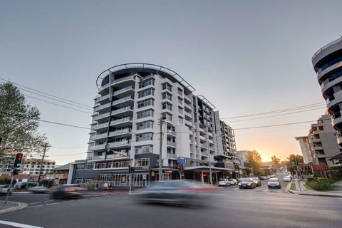 Adina Apartment Hotel Wollongong - Nambucca Heads Accommodation 2
