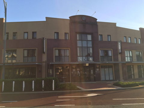 Joondalup City Hotel - Nambucca Heads Accommodation 0