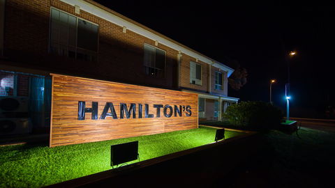 Hamilton's Queanbeyan Motel - Nambucca Heads Accommodation 2