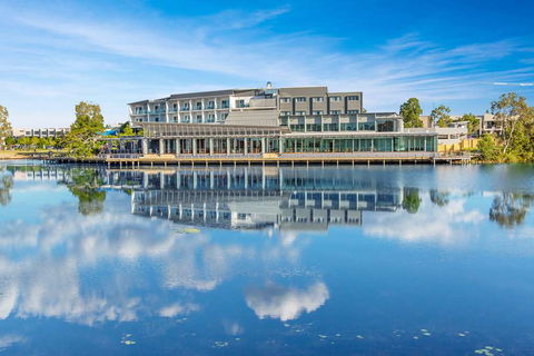 Best Western Plus North Lakes Hotel - Nambucca Heads Accommodation 1