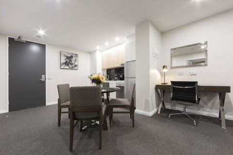 Avenue Hotel Canberra - Nambucca Heads Accommodation 31