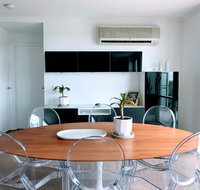 Staying Places - The Avenue - Nambucca Heads Accommodation