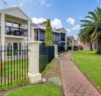 Port Adelaide Harbourside House - Nambucca Heads Accommodation