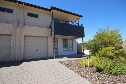 Wallaroo Marina Apartments - Nambucca Heads Accommodation 32