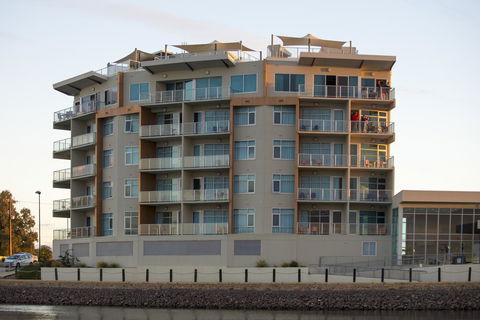 Wallaroo Marina Apartments - Nambucca Heads Accommodation 1