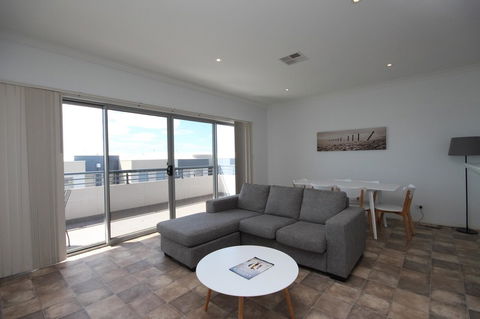 Wallaroo Marina Apartments - Nambucca Heads Accommodation 25