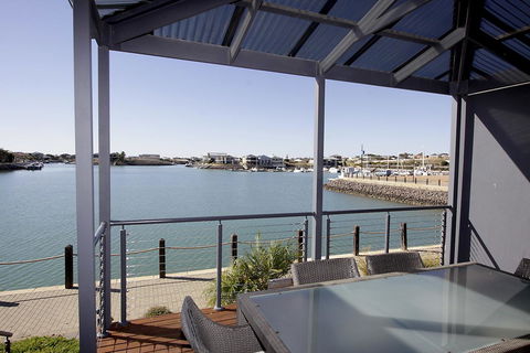 Wallaroo Marina Apartments - Nambucca Heads Accommodation 8
