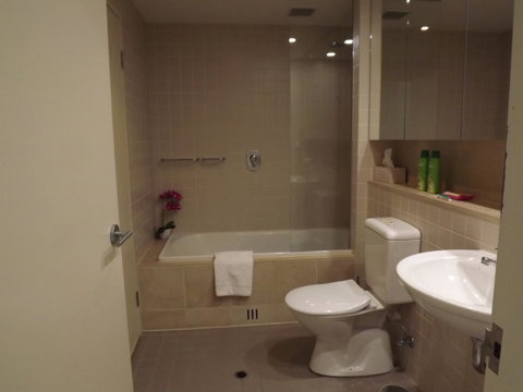 Beachside Luxury Apartments One & Two Bedroom In Beachfront Oaks Pier Building - Nambucca Heads Accommodation 1
