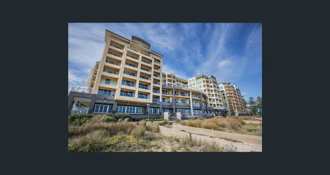 Beachside Luxury Apartments One & Two Bedroom In Beachfront Oaks Pier Building - Nambucca Heads Accommodation 2