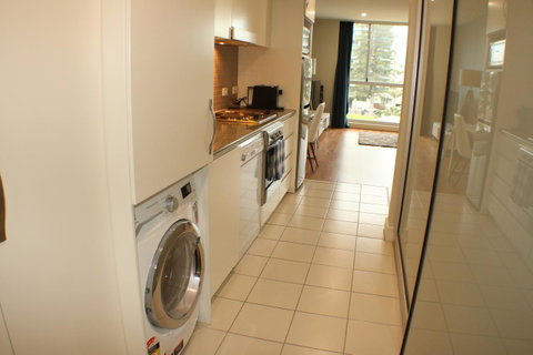 Beachside Luxury Apartments One & Two Bedroom In Beachfront Oaks Pier Building - Nambucca Heads Accommodation 6