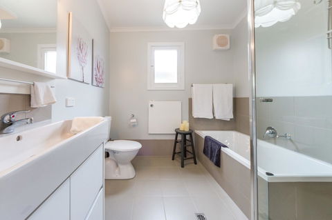 McLaren Vale Getaway - Nambucca Heads Accommodation 7