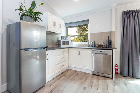 McLaren Vale Getaway - Nambucca Heads Accommodation 9