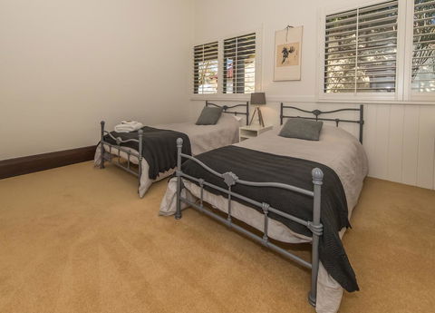 The Tudor House - Nambucca Heads Accommodation 14