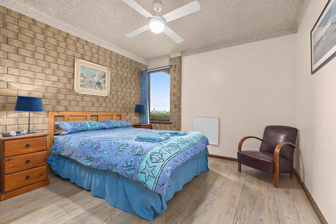 Sun & Surf Aldinga Beach Apartment - Nambucca Heads Accommodation 8
