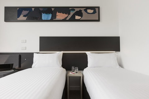 Ibis Adelaide - Nambucca Heads Accommodation 5