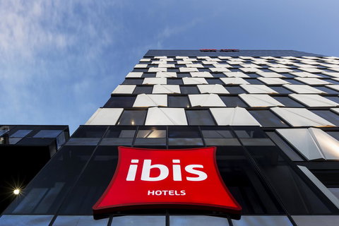 Ibis Adelaide - Nambucca Heads Accommodation 13