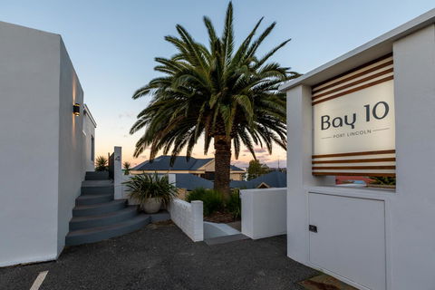 Bay 10 - Suites And Apartments - Nambucca Heads Accommodation 21