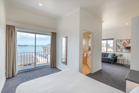 Bay 10 - Suites And Apartments - Nambucca Heads Accommodation 11