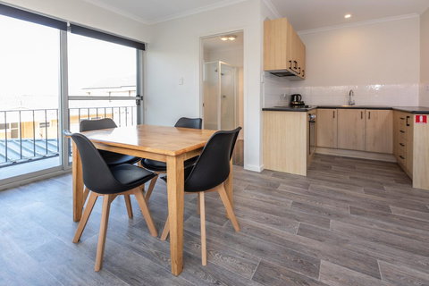 Bay 10 - Suites And Apartments - Nambucca Heads Accommodation 10