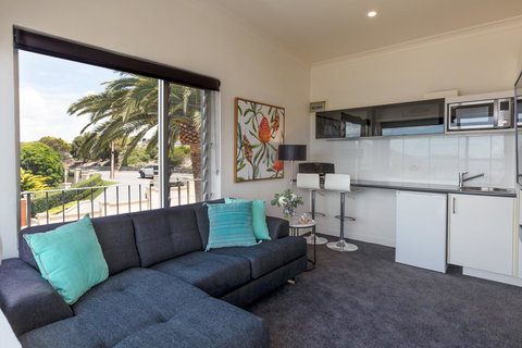 Bay 10 - Suites And Apartments - Nambucca Heads Accommodation 6