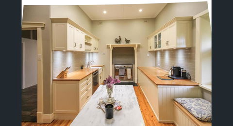 Ambrosia Holiday Home - Nambucca Heads Accommodation 24