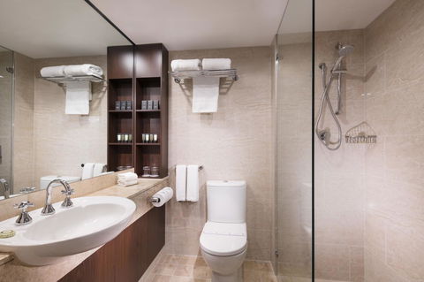 Stamford Plaza Adelaide - Nambucca Heads Accommodation 9