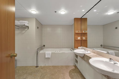 Stamford Plaza Adelaide - Nambucca Heads Accommodation 29