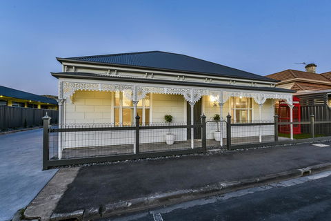 Aloha Central Luxury Apartments - Nambucca Heads Accommodation 12