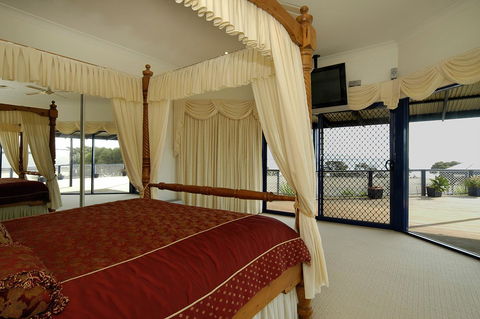 Doyles On The Bay - Nambucca Heads Accommodation 24