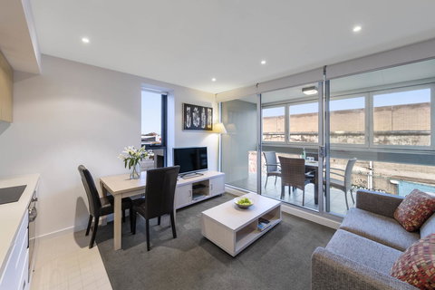 IStay Precinct Adelaide - Nambucca Heads Accommodation 28