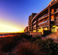 Oaks Plaza Pier - Nambucca Heads Accommodation