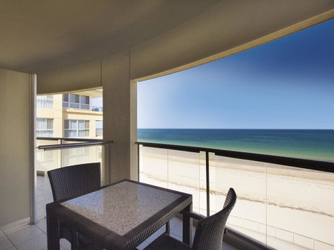 Oaks Glenelg Plaza Pier Suites - Nambucca Heads Accommodation 4