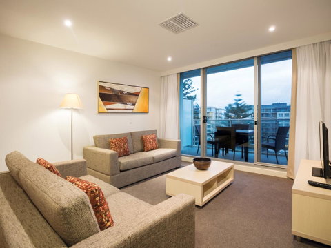 Oaks Glenelg Liberty Suites - Nambucca Heads Accommodation 16