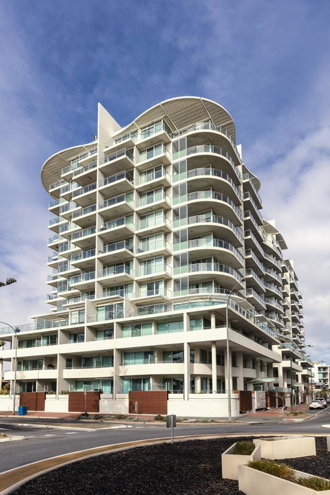 Oaks Glenelg Liberty Suites - Nambucca Heads Accommodation 1