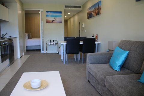 Beachside Luxury Getaway In Glenelg - Nambucca Heads Accommodation 2